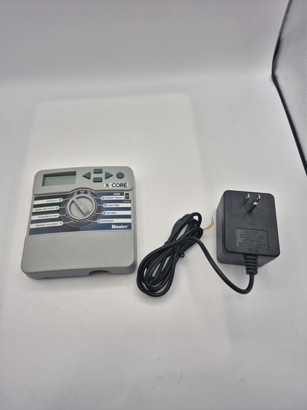 Hunter Sprinkler XC400i X-Core 4-Station Indoor Irrigation Controller w/ Cord